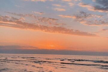 Travel buddy, for summer adventures ,Canada
