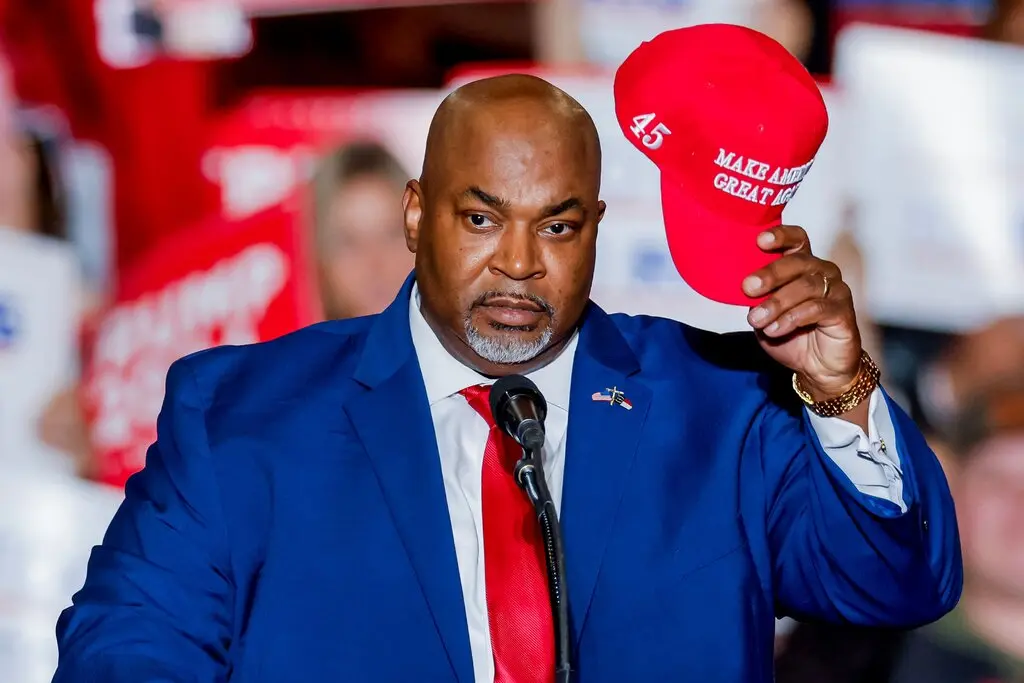 Today-The porn site blogger “Mark Robinson” who is considered to be uncle Tom’s favorite nephew was not invited to Donald Trump’s North Carolina rally