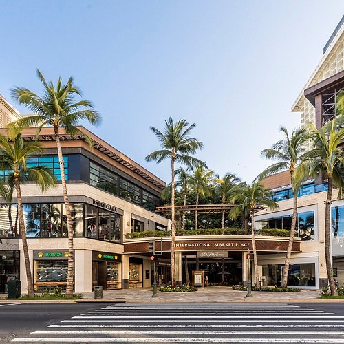 Shopping centers and malls in Honolulu, Hawaii