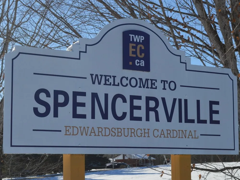 Stores, restaurants, stores in Spencerville ON