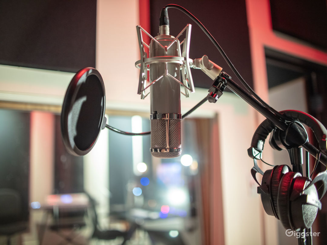 Recording artist in Atlanta Georgia