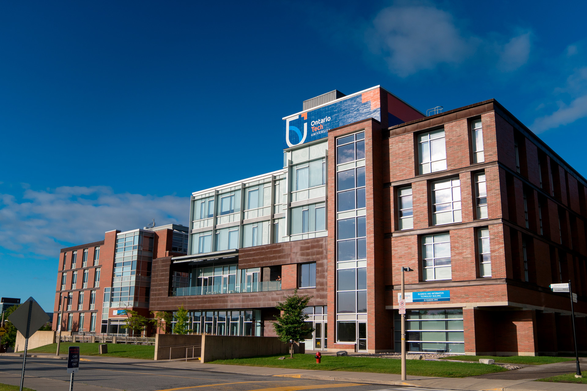 List of all public universities in Canada.